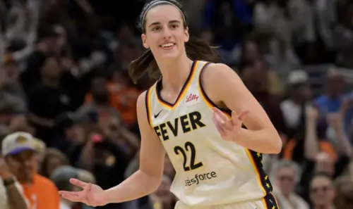 wnba caitlin clark record breaking performance